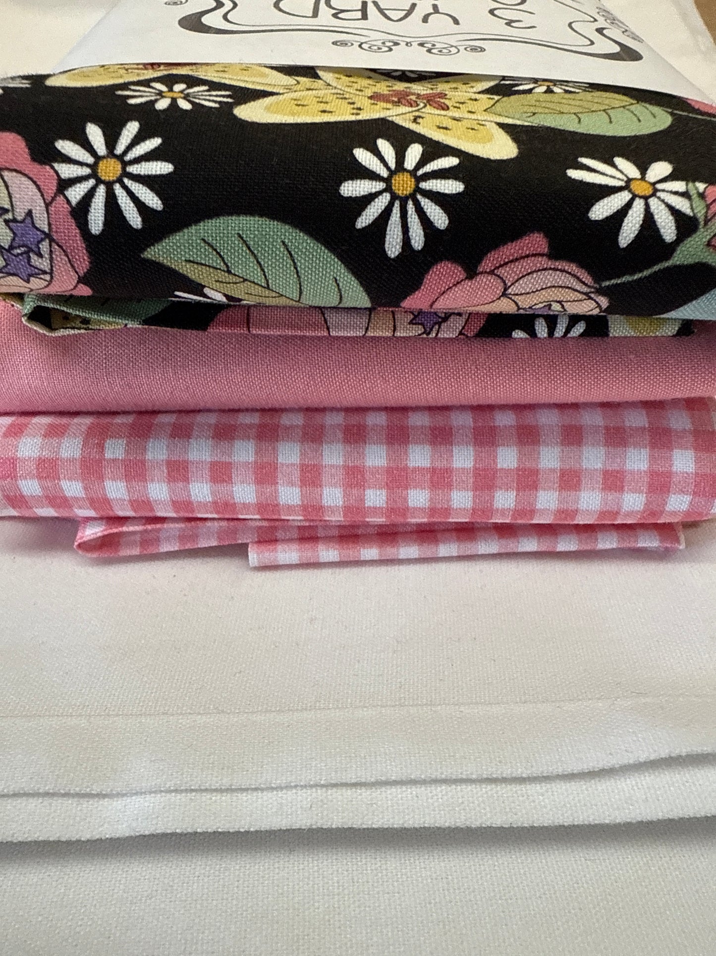 3 yard quilt kit-pink and yellow floral black background