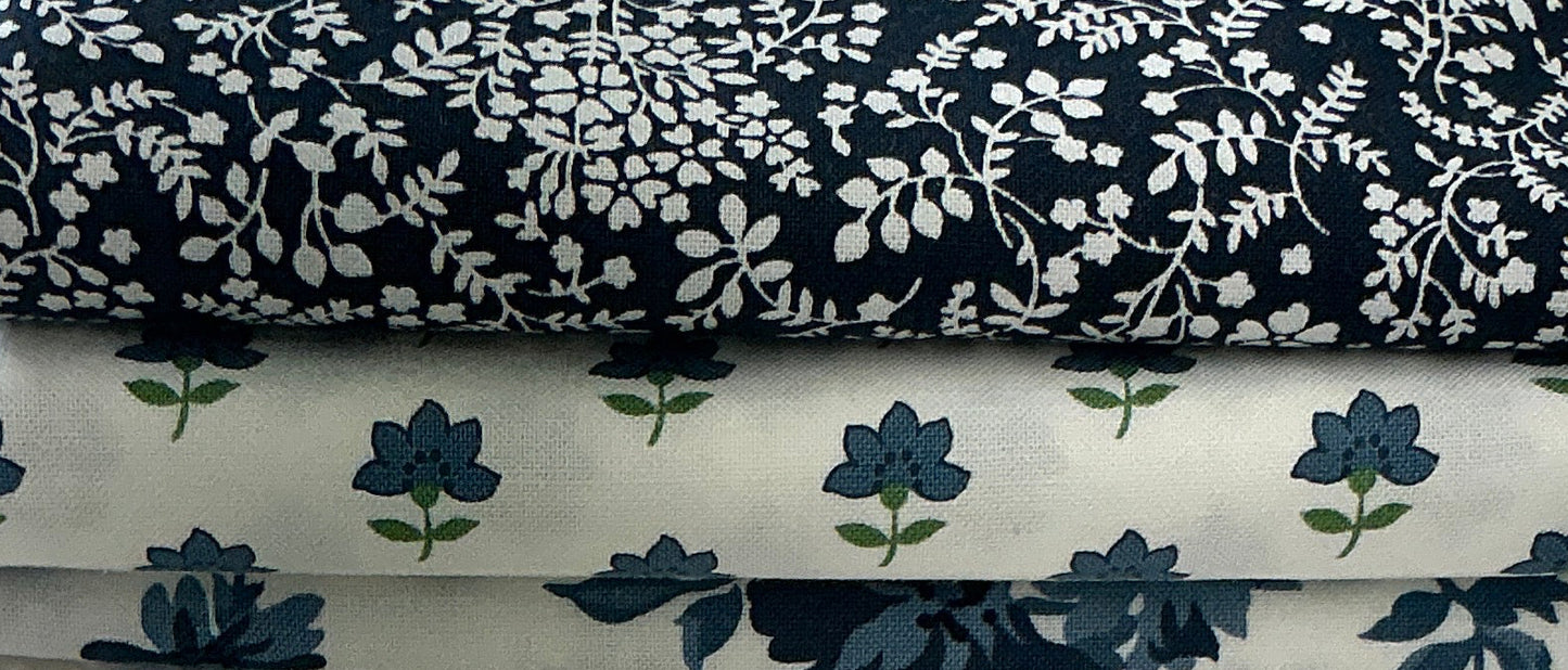 3 yard quilt kits-Floral Blue & White 1