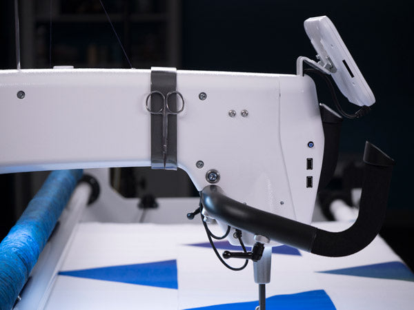 Handi Quilter Amara 24