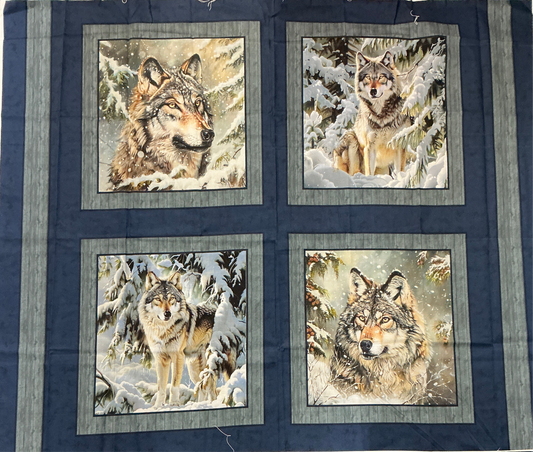 Panels-wolves panel