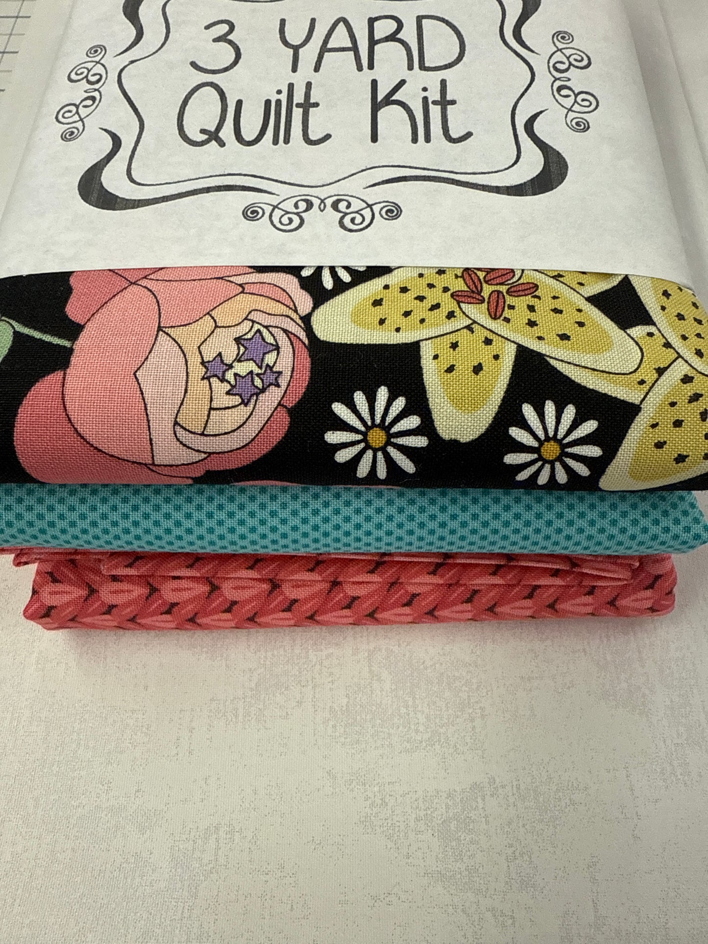 3 yard quilt kit black and blue