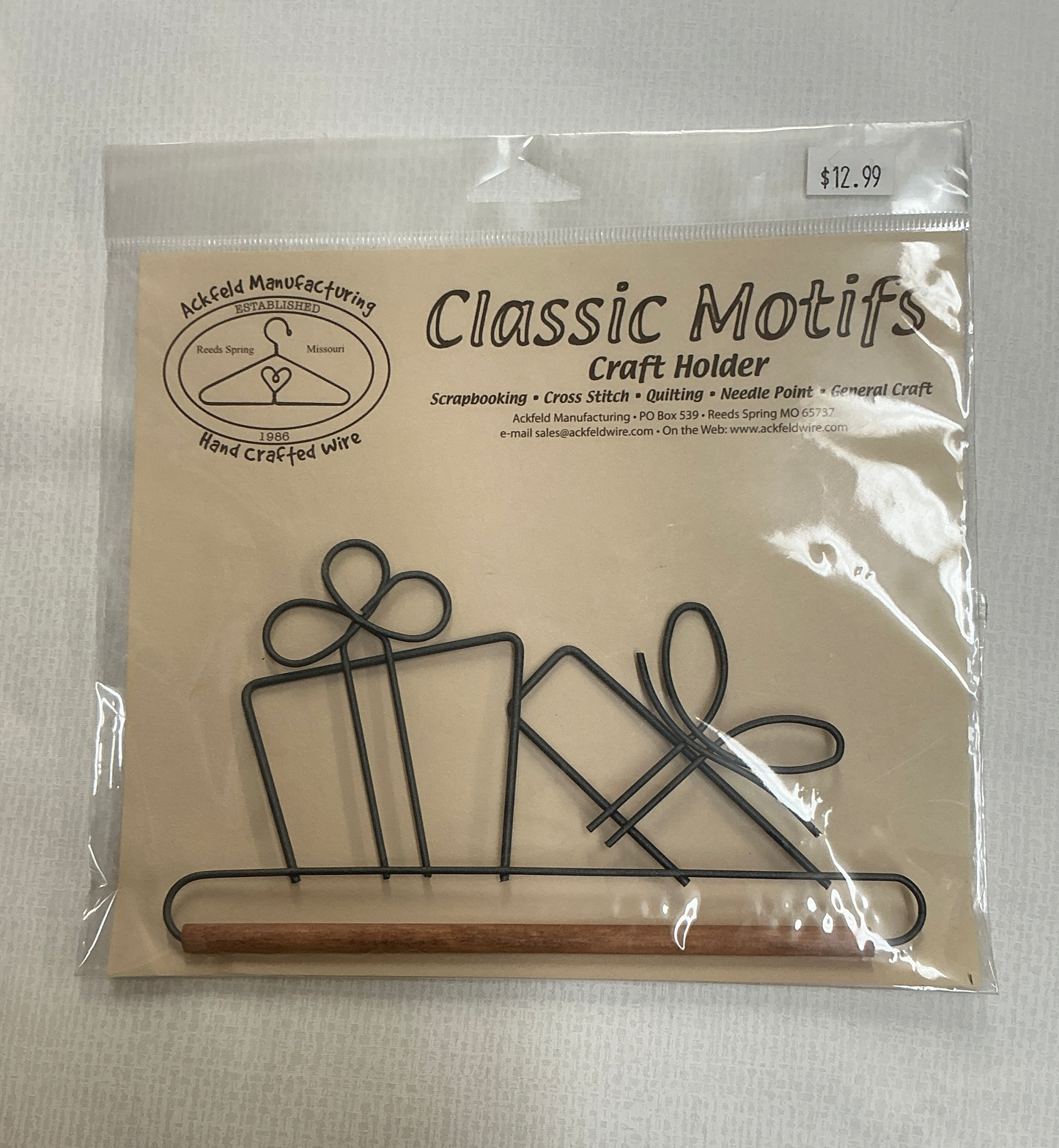 Classic Motifs Craft Holder