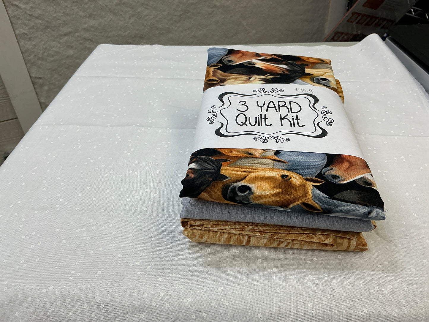 3 yard quilt kit - Western Horses, black, gray and tan