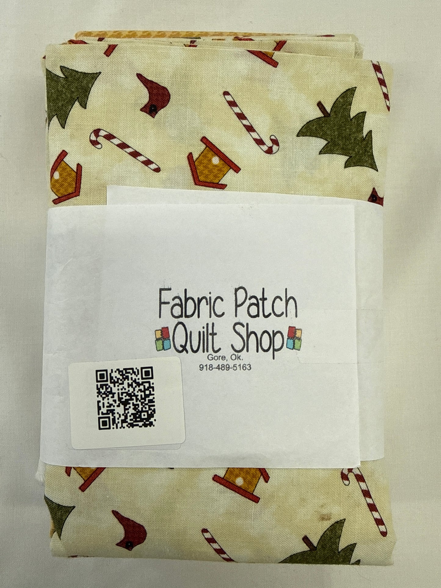 3 yard quilt kit Christmas green, gold, cream background snowman