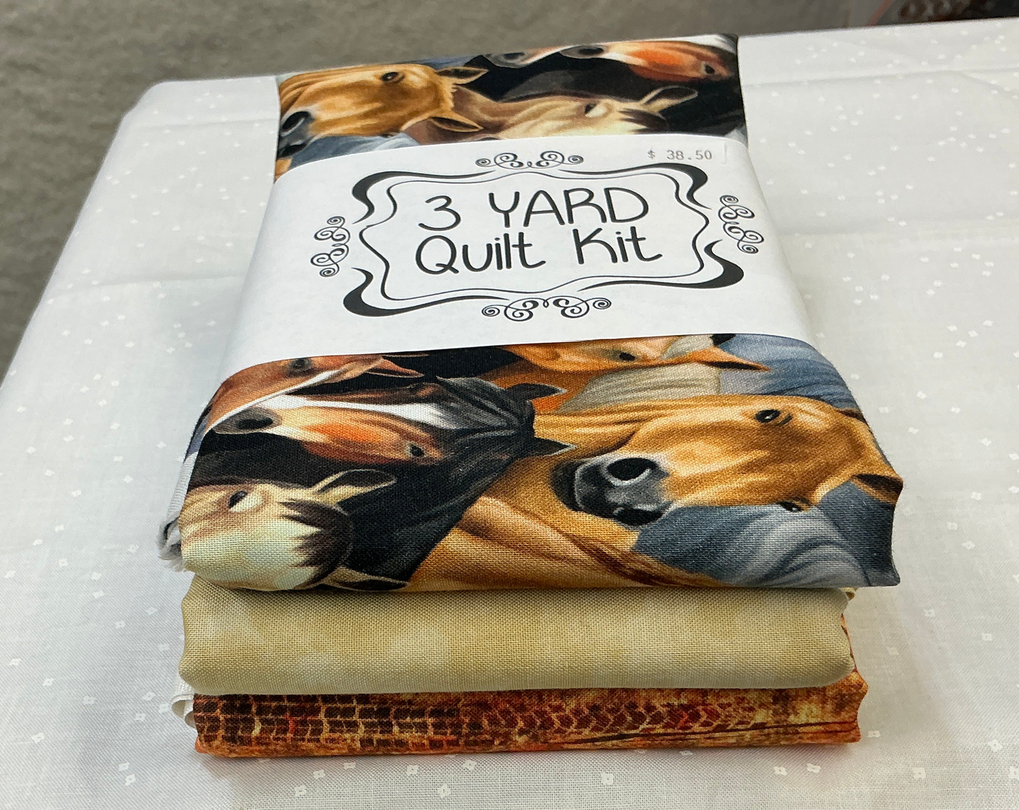 3 yard quilt kit - western, horses, tan and rust