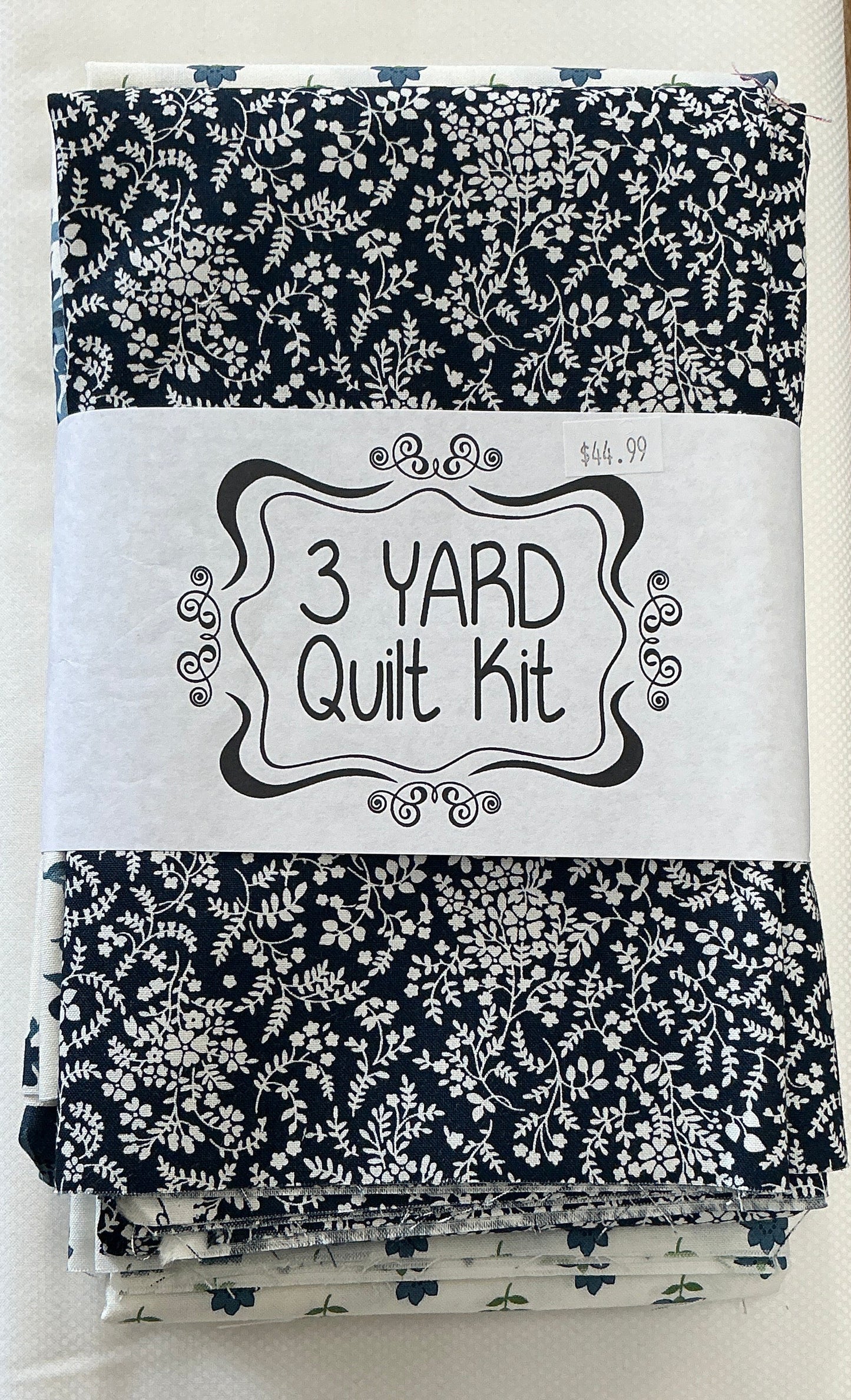 3 yard quilt kits-Floral Blue & White 1