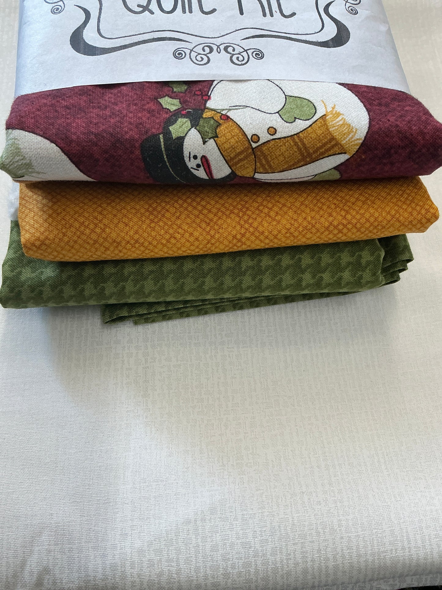 3 yard quilt kits red background snowman