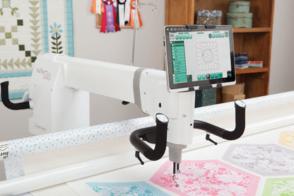 Handi Quilter Infinity Longarm quilting machine