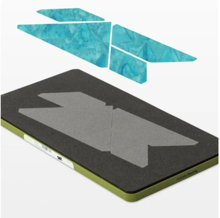 GO! Hunter Star-6" Finished (Makes 12" Finished Blocks) Die # 55166