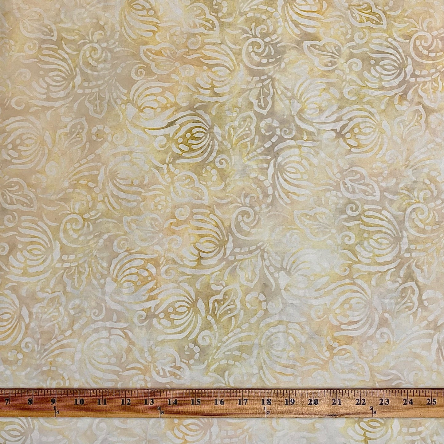 Batik timeless treasures Tonga B7900 Celadon